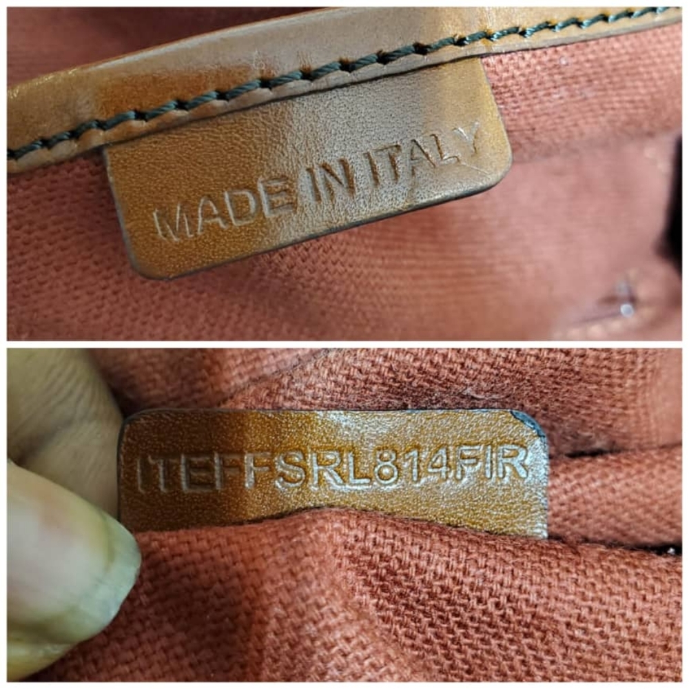 Burberry Canterbury Haymarket Tote - Picture 9 of 10